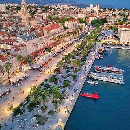 Split Seaside Darling Apartment Bagian luar foto